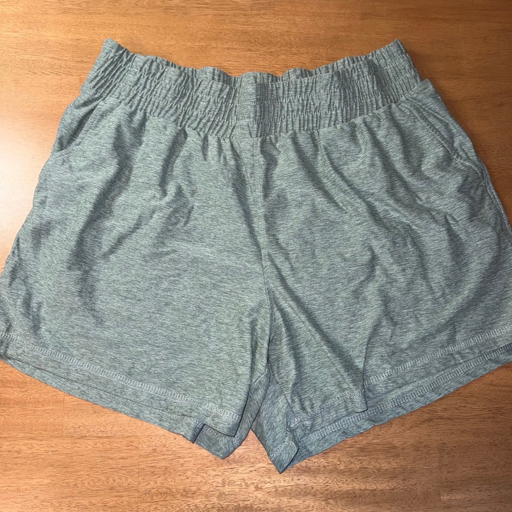 Athletic Works ButterCore Heather Green Elastic Waist Active Shorts Large 12-14